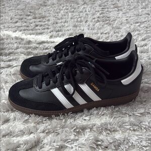 Adidas Black and White Sneakers Classic Style